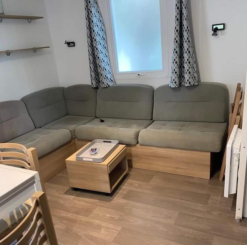 Mobilhome Vias Plage Dans Camping Exterior foto